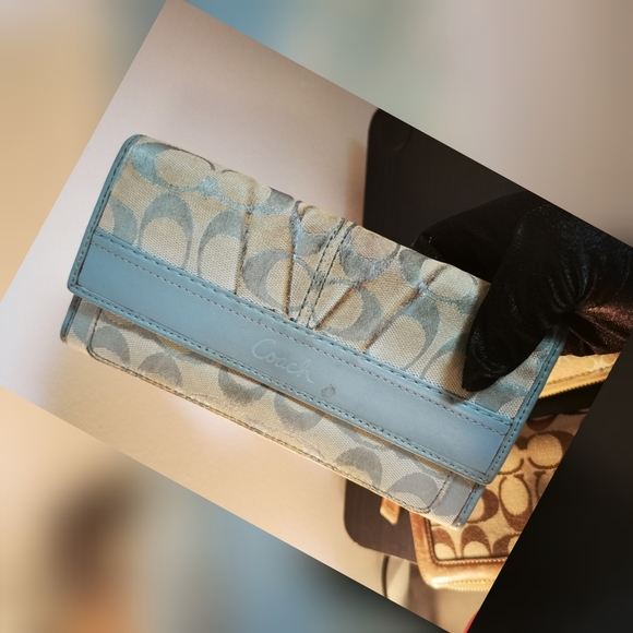 💥SUPER SALE💥 COACH Wallet Bundle - Picture 5 of 9